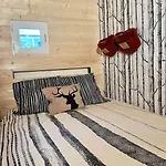 Duplex Au Pied La Foux D'allos 4 A 6 Pers - Parking Prive * Allos